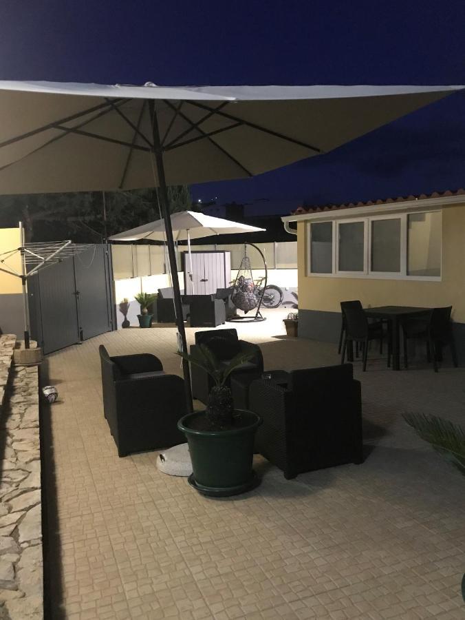 Adega Do Ze Villa Lourinha  Bagian luar foto