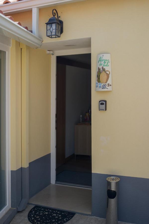Adega Do Ze Villa Lourinha  Bagian luar foto